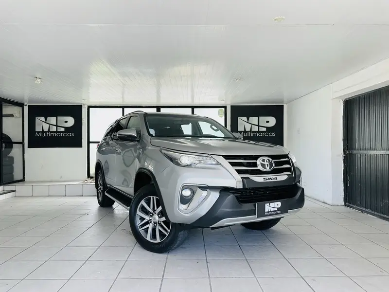 Toyota 2.8 TDI SRX 5L 4x4 (Aut)