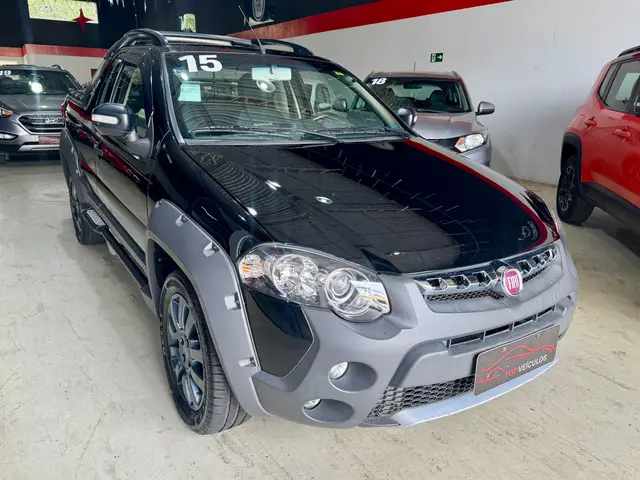 Carro Fiat Strada 2015 Adventure 1.8 16V (Flex) (Cabine Estendida)