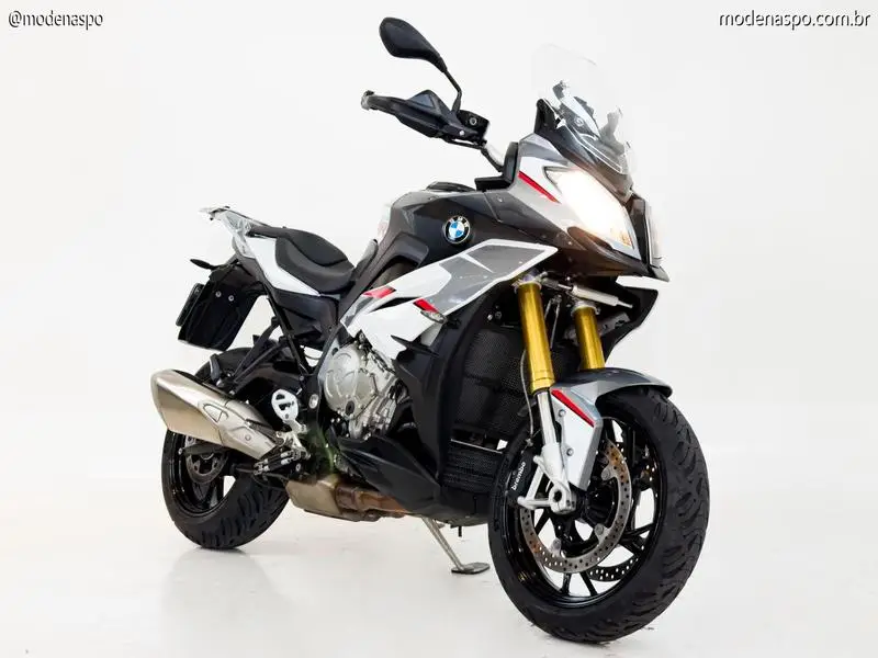 BMW RR