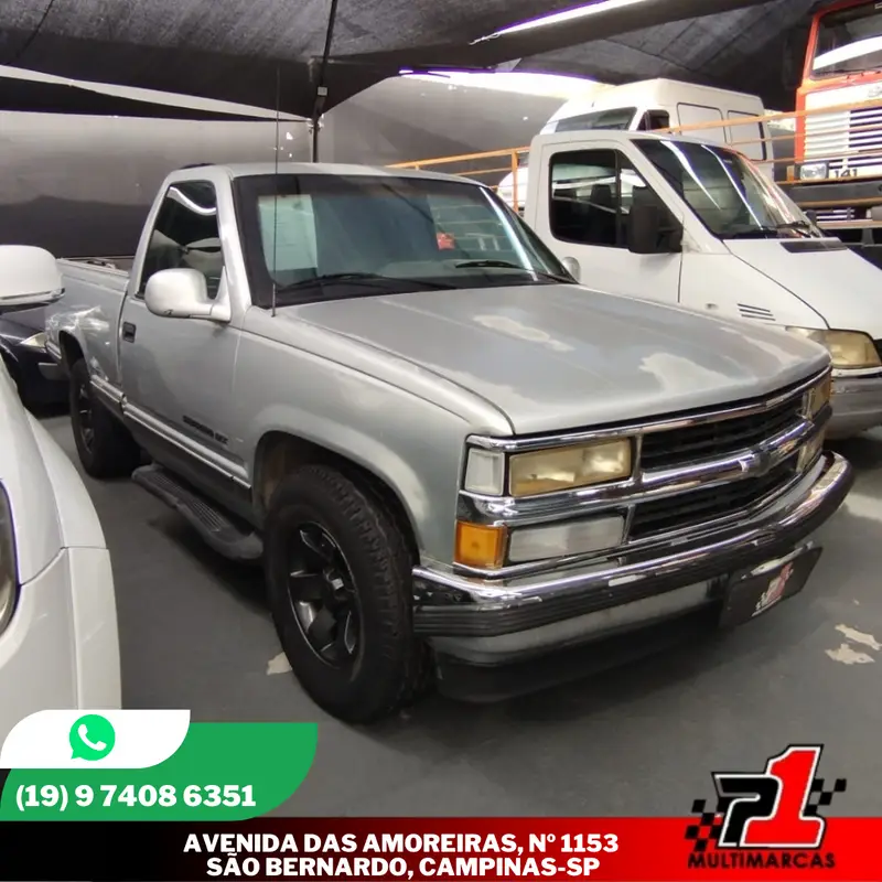 Chevrolet Silverado DLX 4.1