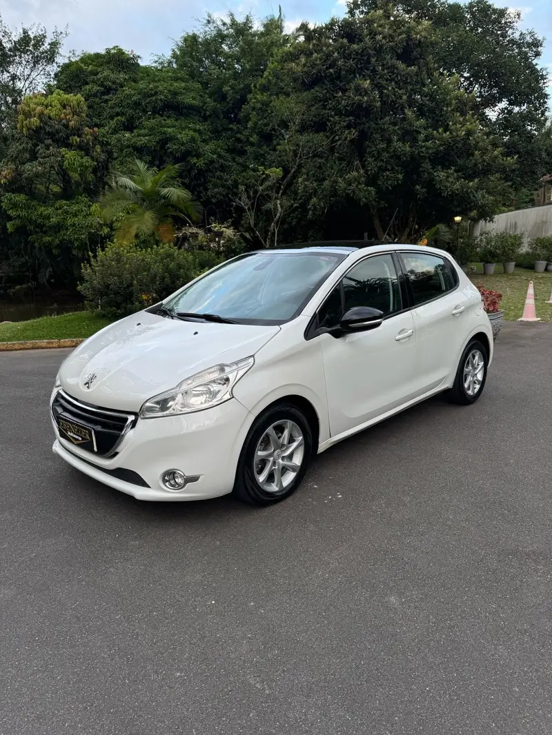 Peugeot 208 Griffe 1.6 16V (Flex)