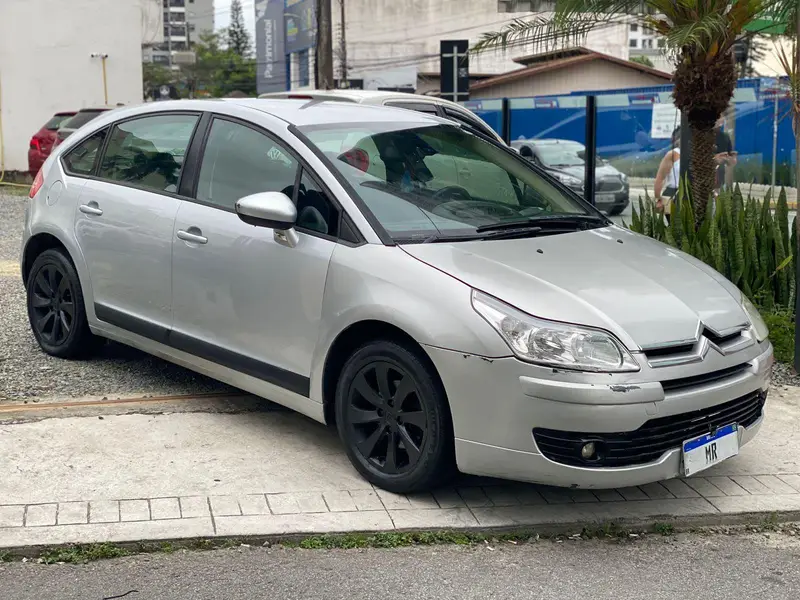 Citroën C4 GLX 2.0 (aut) (flex)