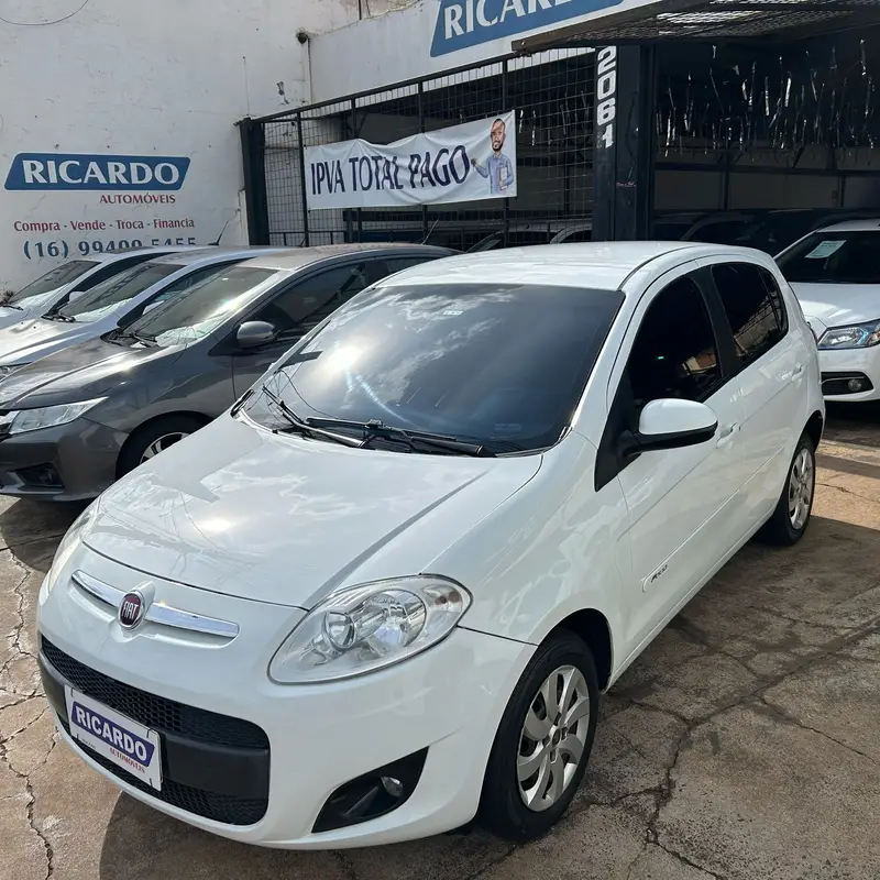 Fiat Palio Attractive 1.4 Evo (Flex)