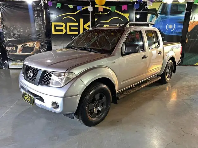 Carro Nissan Frontier 2011 Strike 2.5 4X2