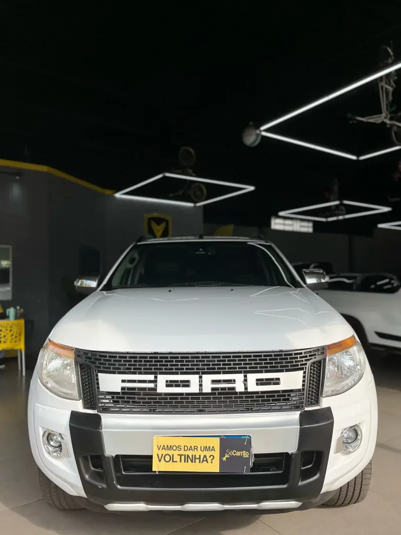 Ford Ranger Cabine Dupla Ranger 3.2 TD CD Limited Plus 4WD (Aut)