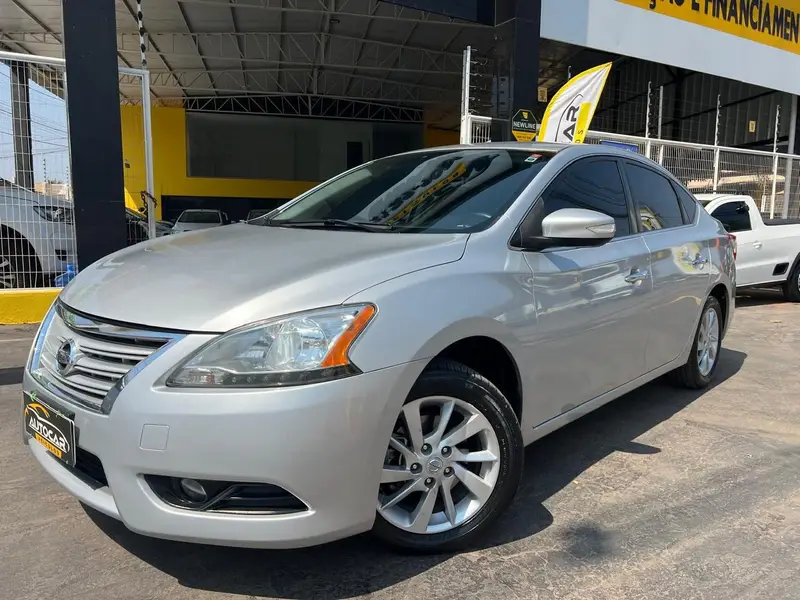 Nissan Sentra SL 2.0 16V CVT (flex)