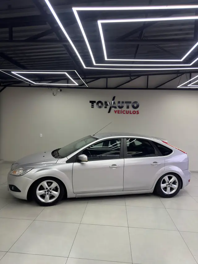 Carro Ford Focus Sedan 2010 1.6 16V (Flex)