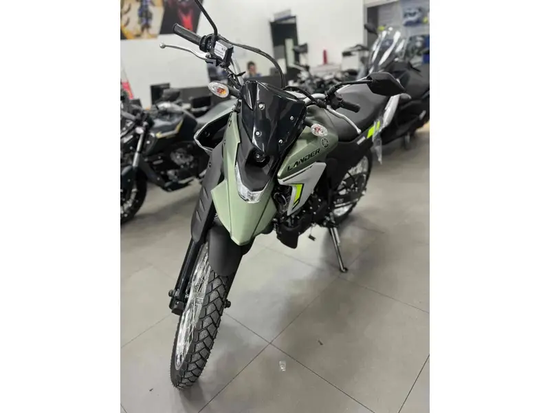 Yamaha XTZ 250 Lander Connected