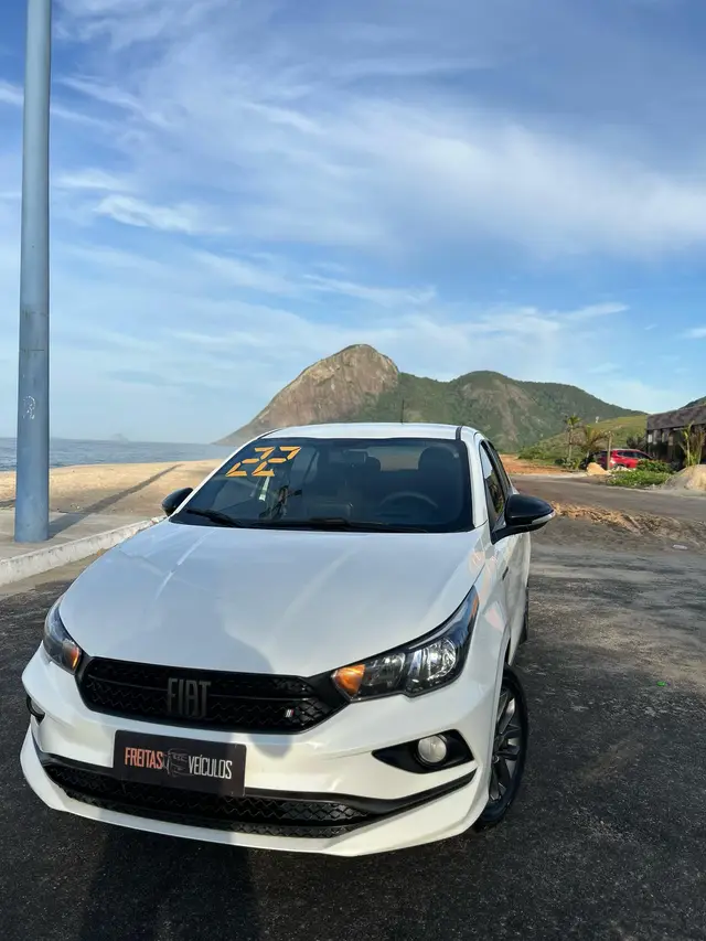Carro Fiat Cronos 2022 Drive 1.3