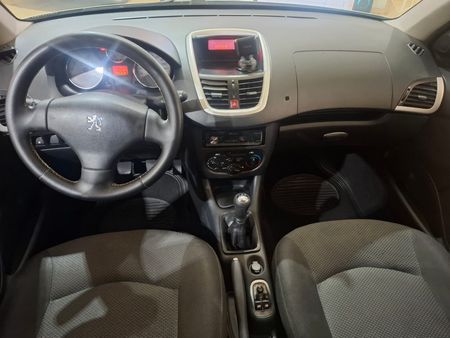 207 Sedan 207 Passion XR 1.4 8V (flex)