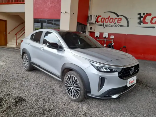 Carro Fiat Fastback 2023 Impetus Turbo 200 (Flex) (Aut)