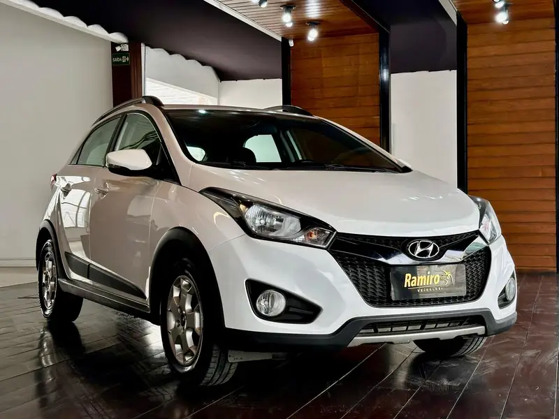 Hyundai HB20X Style 1.6 (Aut) (Flex)