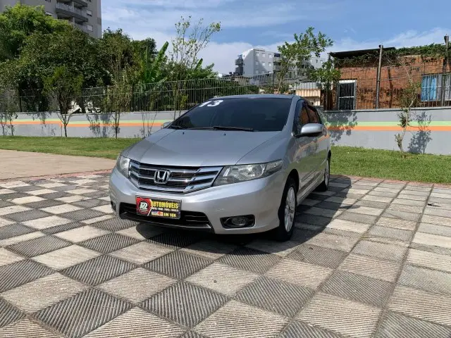 Honda City LX 1.5 16V (flex)