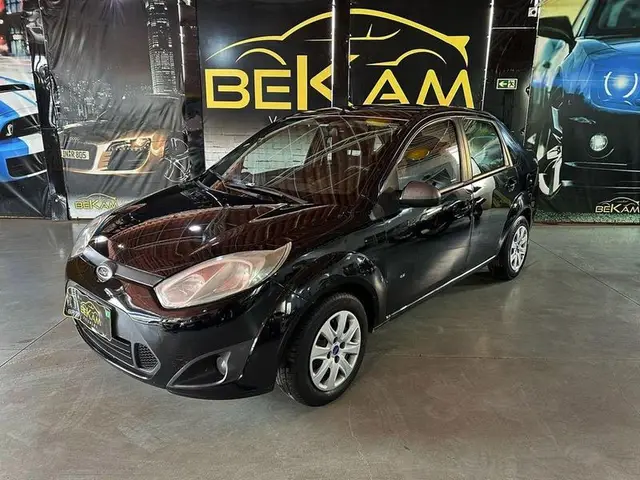 Carro Ford New Fiesta Sedan 2014 1.6 SE (Flex)