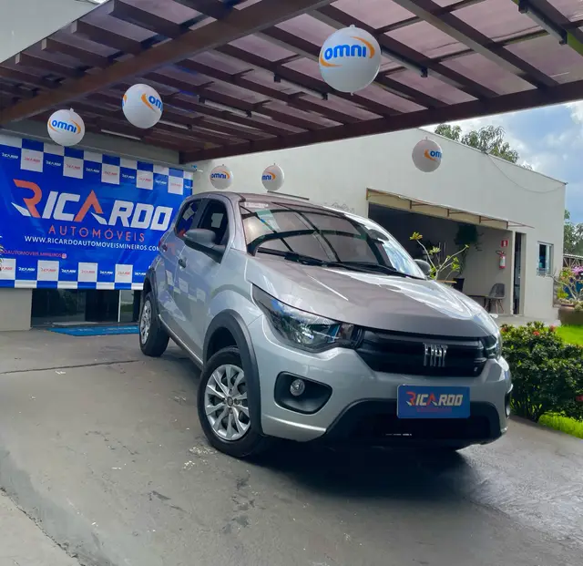 Carro Fiat Mobi 2025 Like 1.0