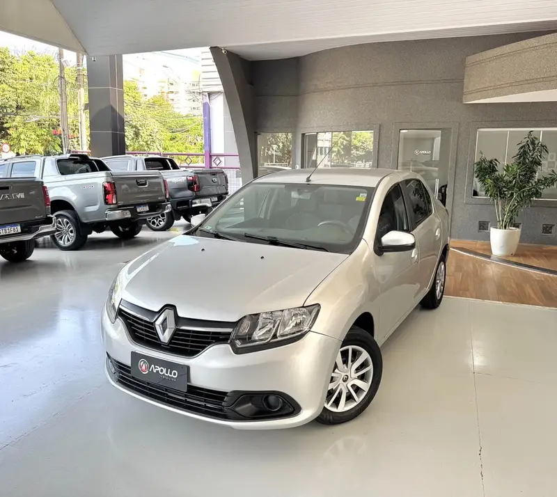 Renault Logan Expression 1.6 16V SCe (Flex)
