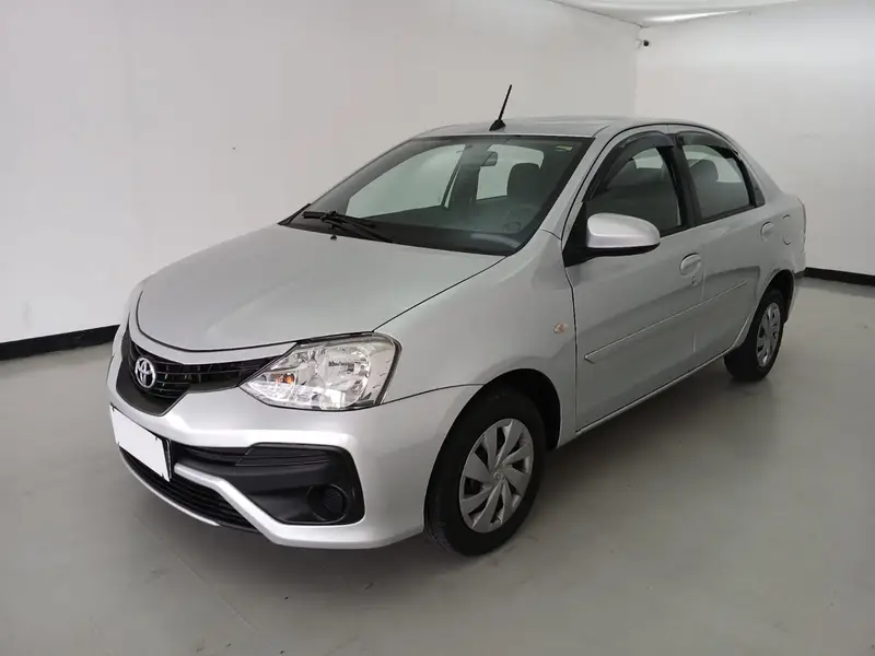 Toyota Etios Sedan XS 1.5 (Flex)