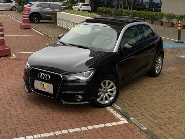 Carro Audi A1 2011 1.4 TFSI Attraction S Tronic