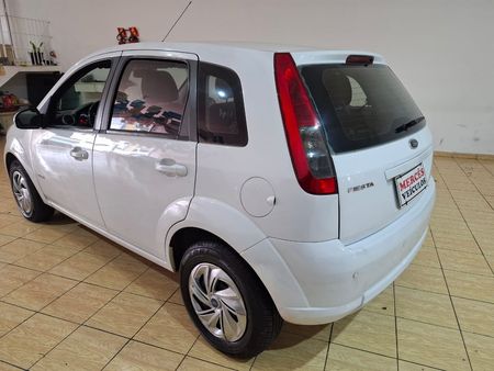 Fiesta Hatch SE Rocam 1.6 (Flex)