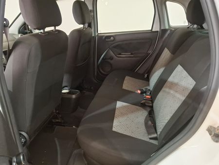 Fiesta Hatch SE Rocam 1.6 (Flex)