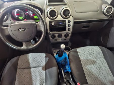 Fiesta Hatch SE Rocam 1.6 (Flex)