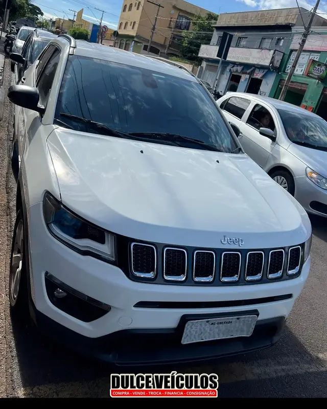 Carro Jeep Compass 2017 2.0 Limited (Aut) (Flex)