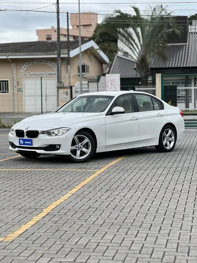 Carro BMW 316i 2014 316i 1.6