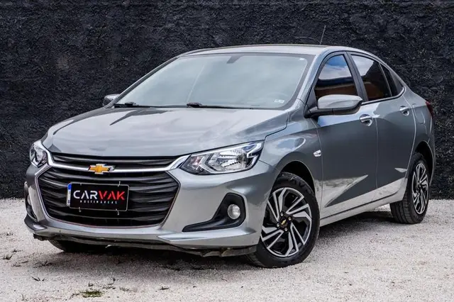 Carro Chevrolet Onix Plus 2024 LT 1.0