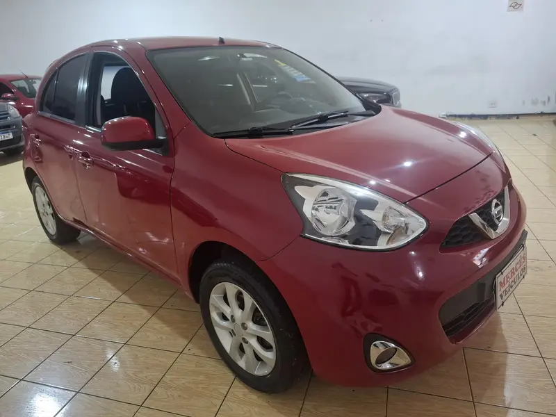 Nissan March 1.0 12V SV (Flex)