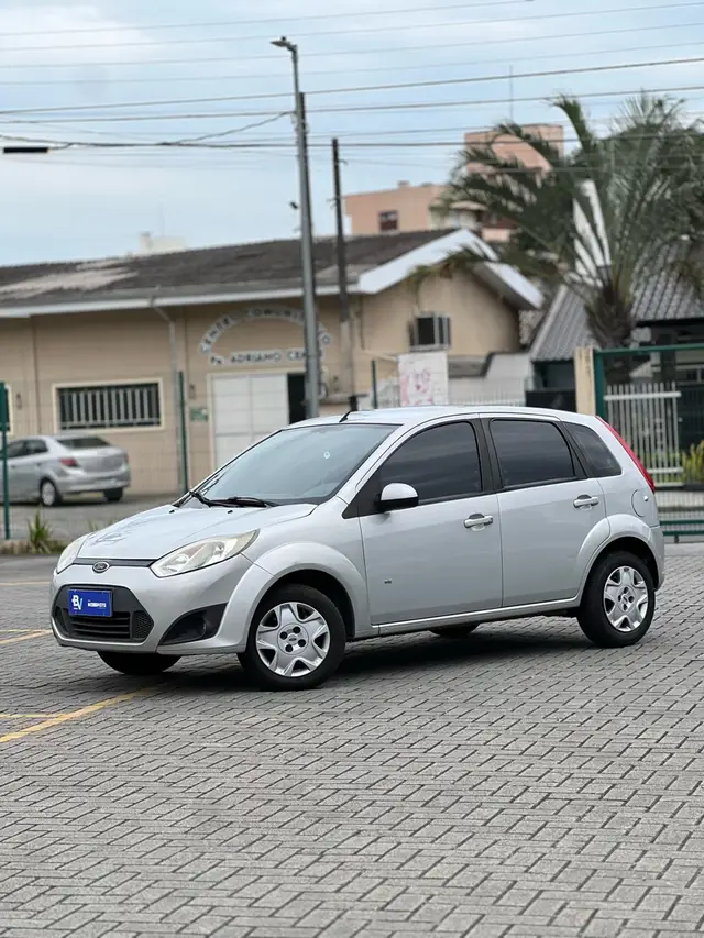 Carro Ford Fiesta Hatch 2014 S Rocam 1.0 (Flex)