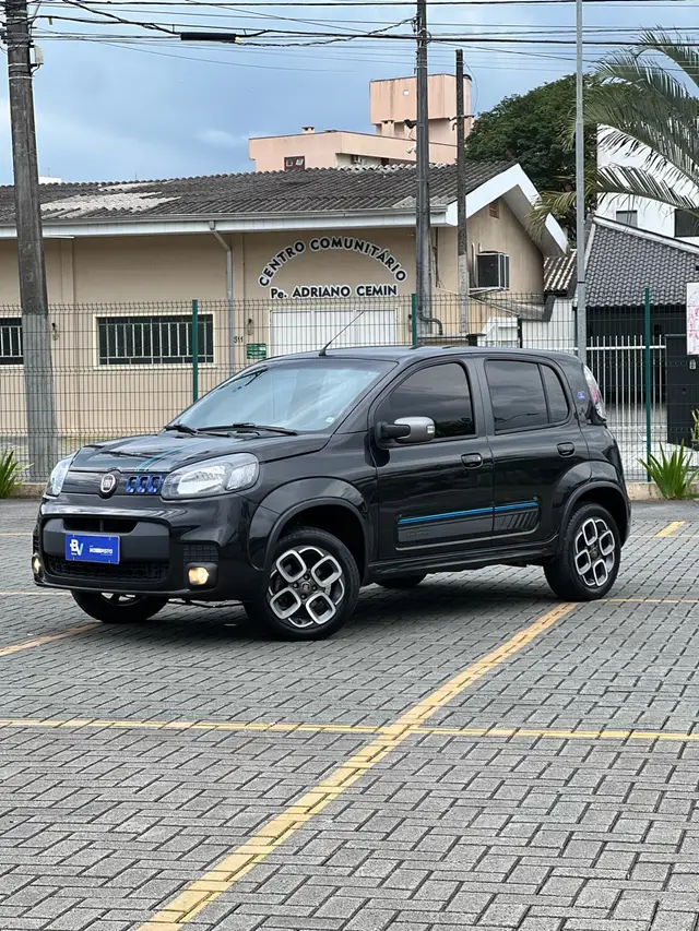 Carro Fiat Uno 2016 Sporting 1.4 8V (Flex) 4p