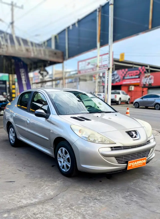 Carro Peugeot 207 Sedan 2013 207 Passion XR 1.4 8V (flex)