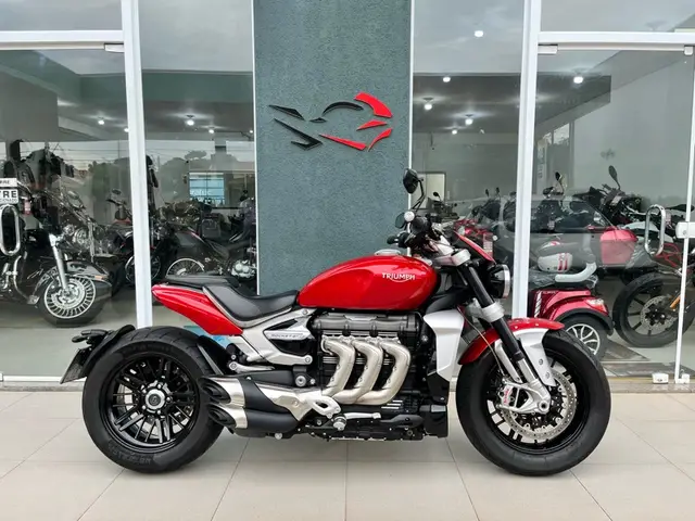 Carro Triumph Rocket 3 2021 III R 2500cc