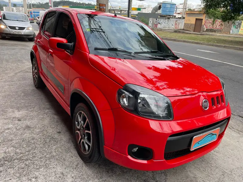 Fiat Uno Sporting 1.4 8V (Flex) 4p