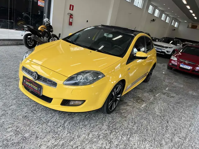 Carro Fiat Bravo 2013 T-Jet 1.4 16V