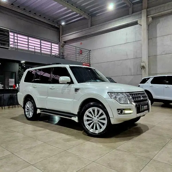 Carro Mitsubishi Pajero Full 2017 3.2 DI-D 5D HPE 4WD