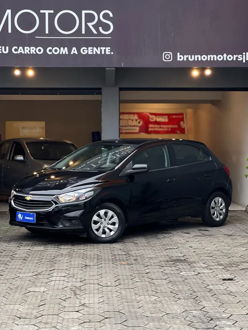 Chevrolet Onix 1.0 LT SPE/4