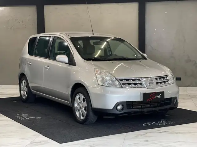 Carro Nissan Livina 2010 SL 1.8 16V aut. (flex)