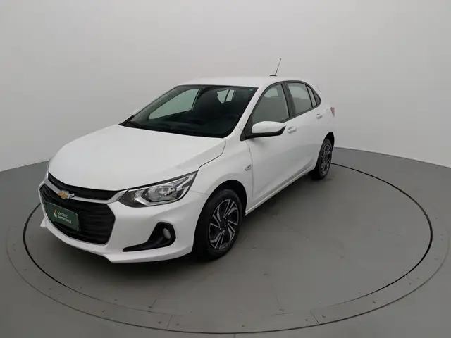 Carro Chevrolet Onix Plus 2025 LT 1.0