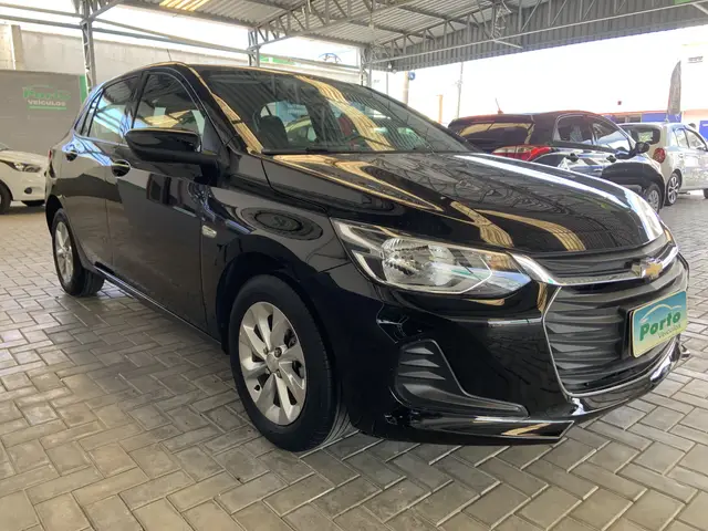 Carro Chevrolet Onix 2023 LT 1.0