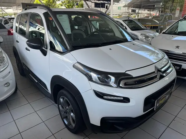 Carro Citroën Aircross 2017 1.5 8V Live (Flex)