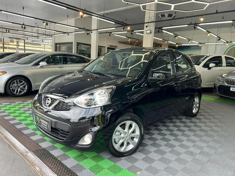 Nissan March 1.0 12V SV (Flex)