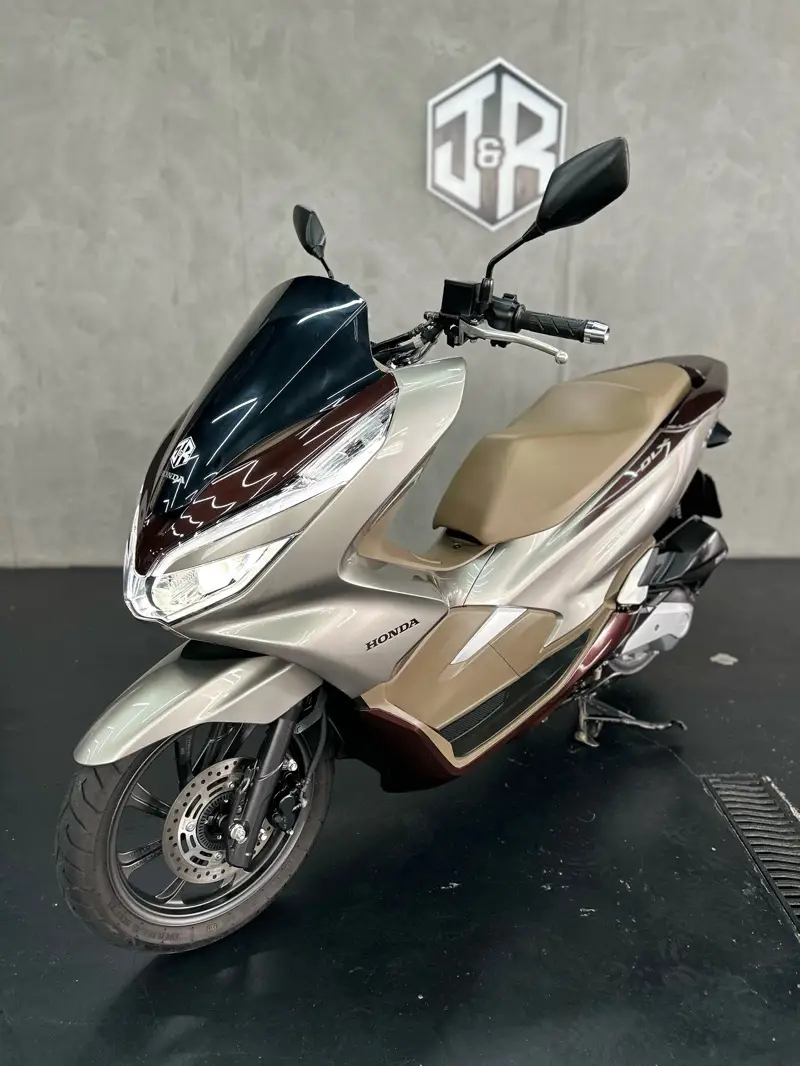 Honda PCX 150 DLX