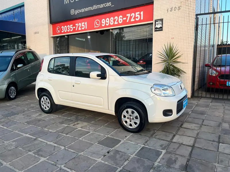 Fiat Uno Vivace 1.0 8V (Flex) 4p