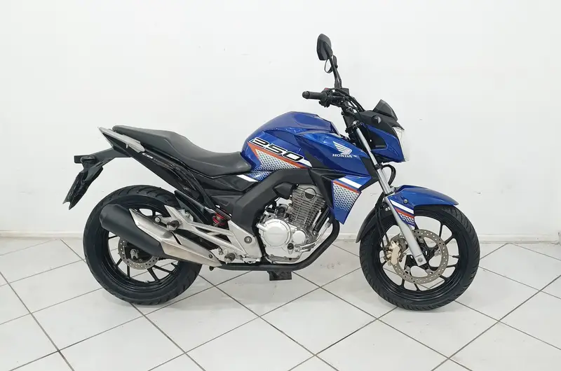 Honda CB 250F Twister (CBS)