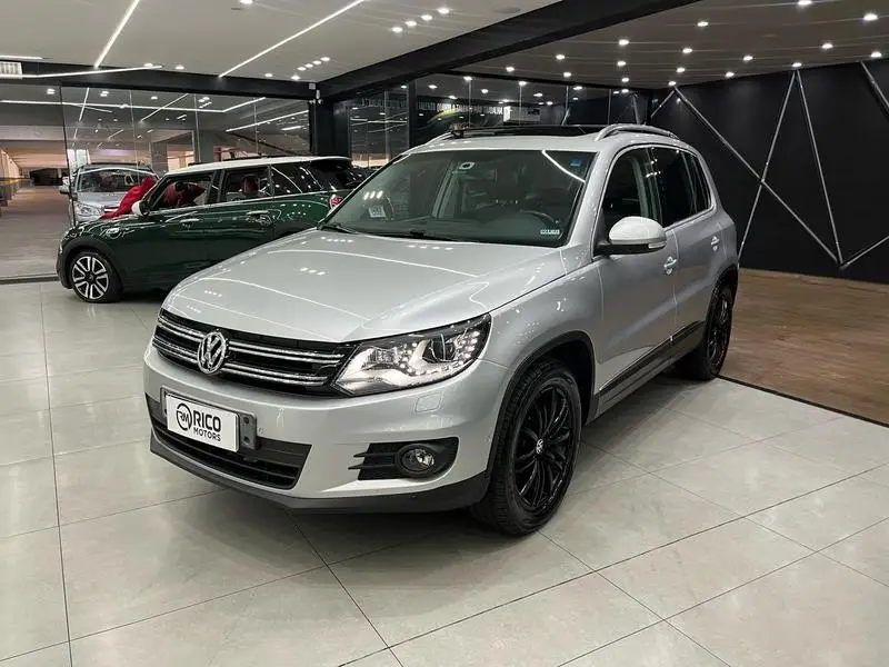 Volkswagen Tiguan 2.0 TSI