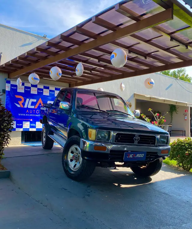 Carro Toyota Hilux Cabine Dupla 2001 Hilux SR5 4x4 2.8 (cab. dupla)