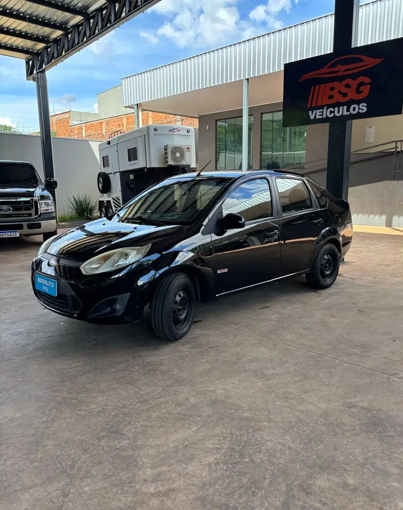 Ford Fiesta Sedan 1.6 (Flex)