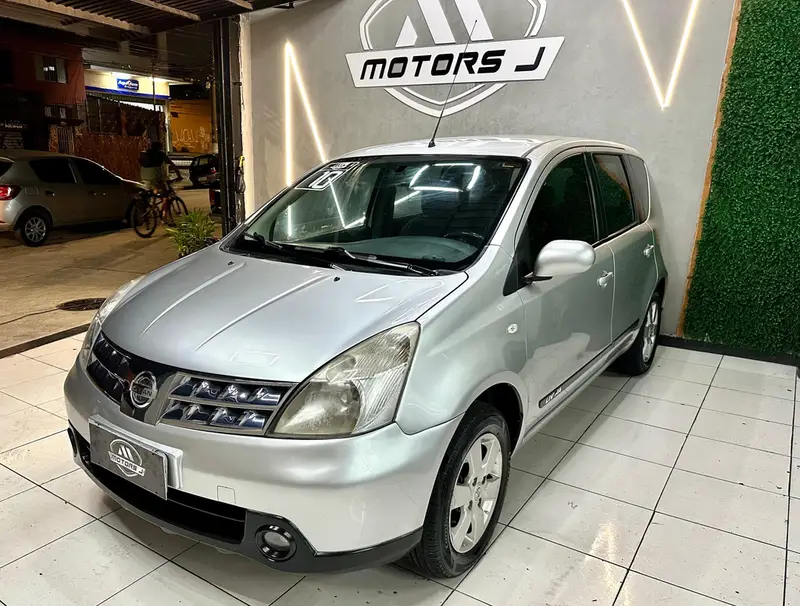 Nissan Livina X-Gear SL 1.8 16V (flex) (aut)
