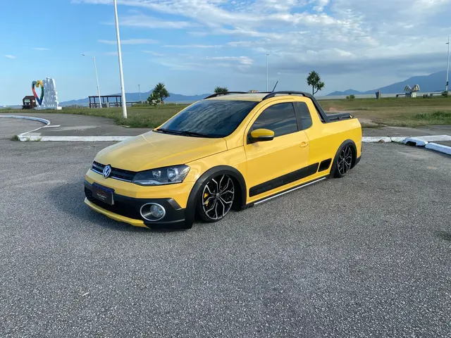 Carro Volkswagen Saveiro 2015 Cross 1.6 16v MSI CE (Flex)